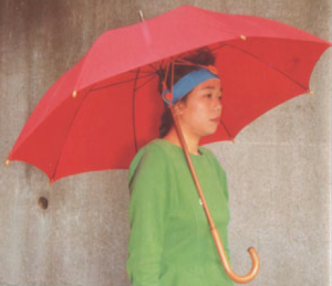 Handsfree paraplu - 10 Bizarre uitvindingen uit Japan